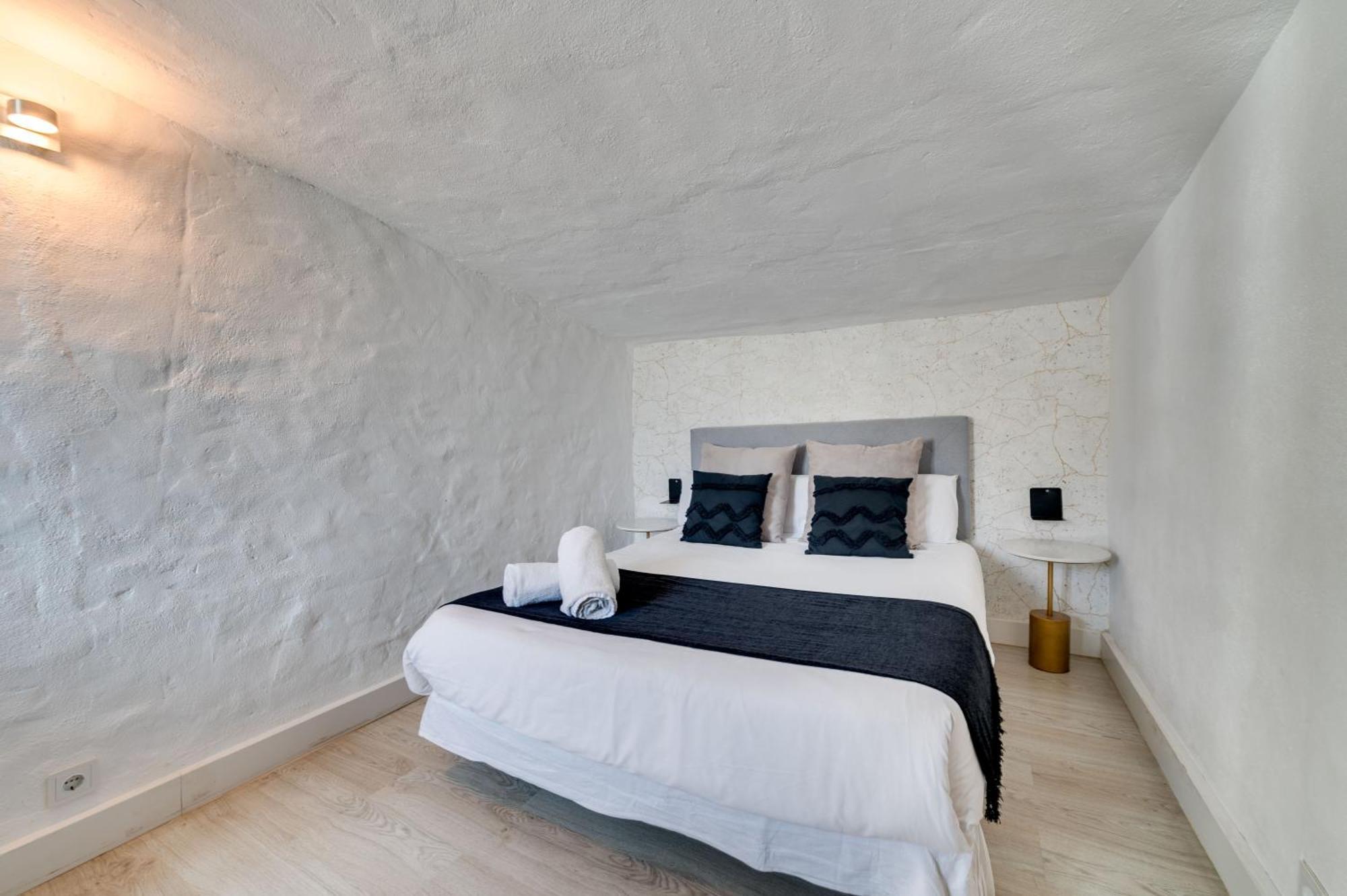 Vacation I Stylish 5bdr Penthouse, Sea And Marina View Marbella