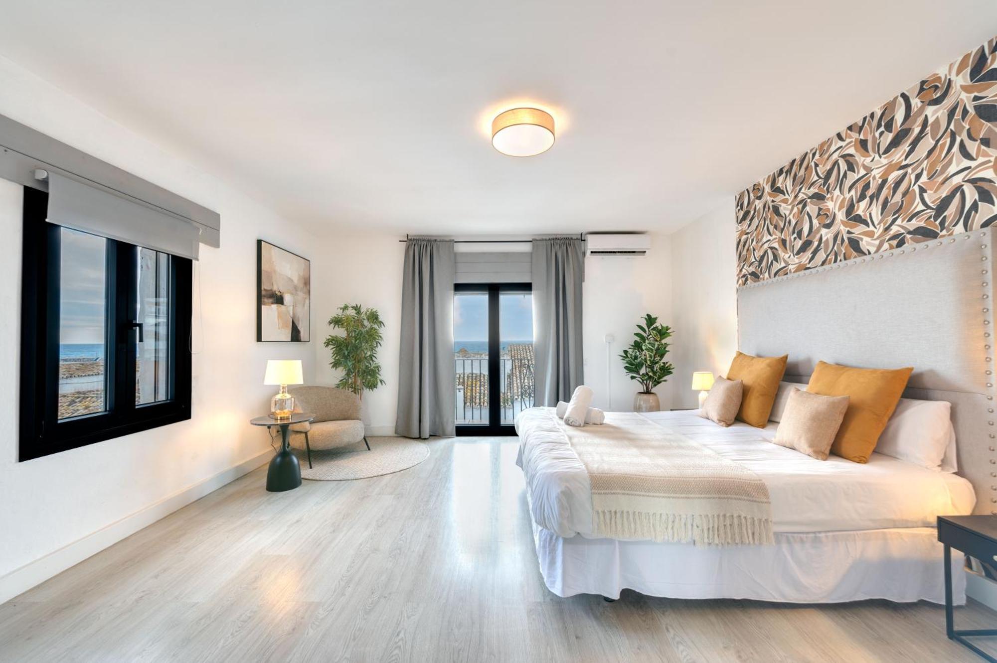 Vacation I Stylish 5bdr Penthouse, Sea And Marina View Apartment